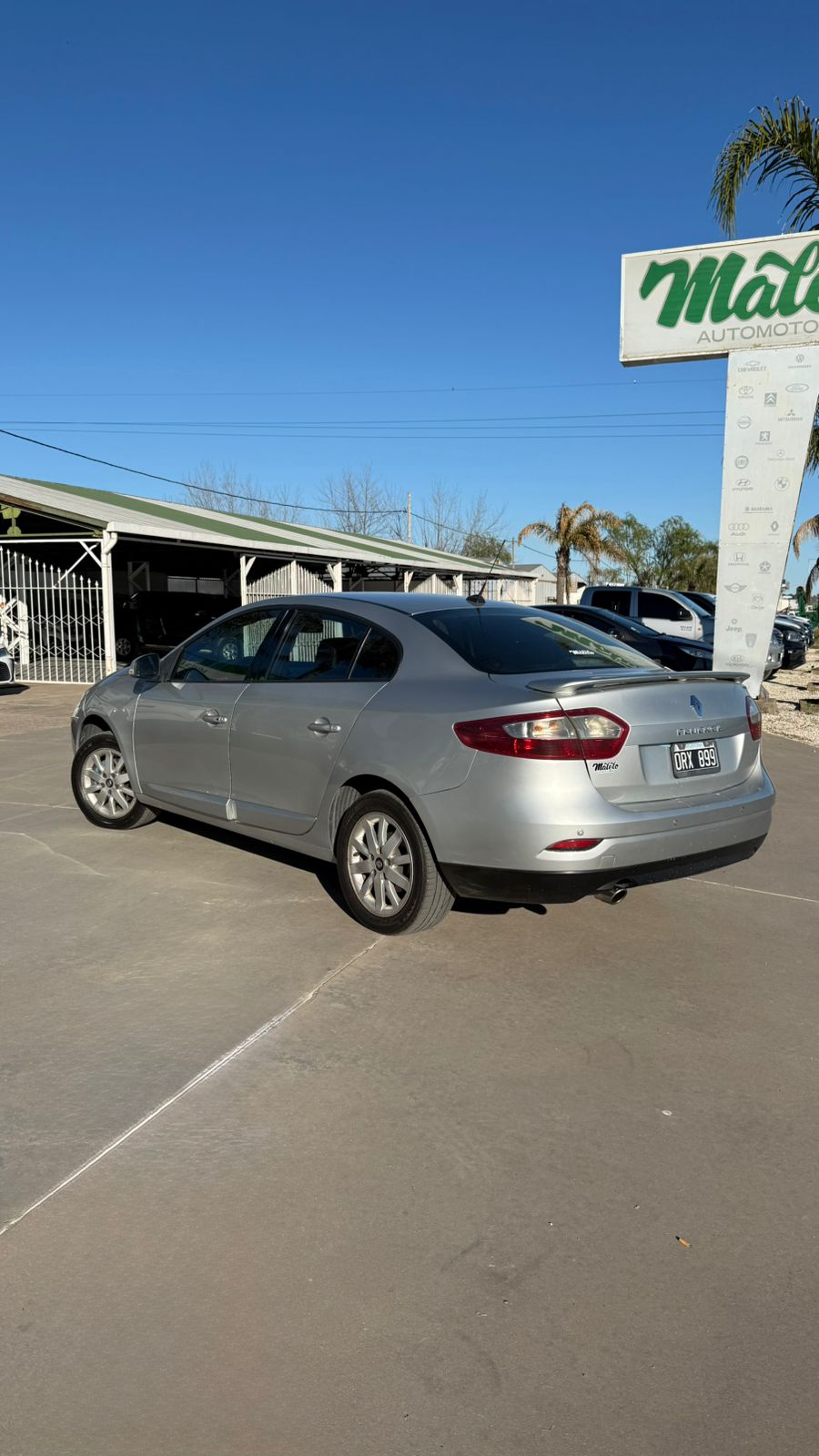RENAULT - FLUENCE LUXE  2.0 - MANUAL - 2015